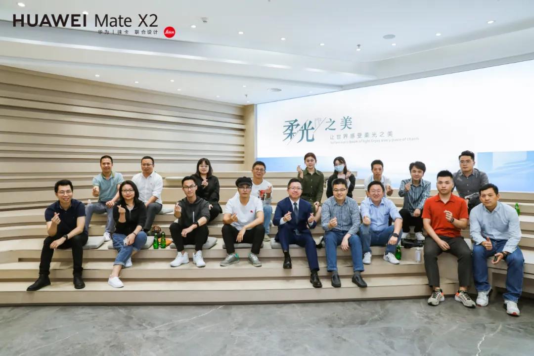 華鵬x華為 |與八三學(xué)聯(lián)一起邂逅柔光之美